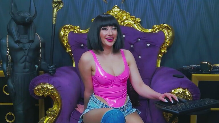 LaraMaeve's Streamate show and profile