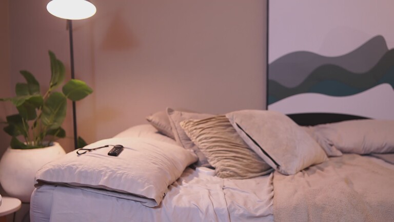 ZaraMiiuw's Streamate show and profile