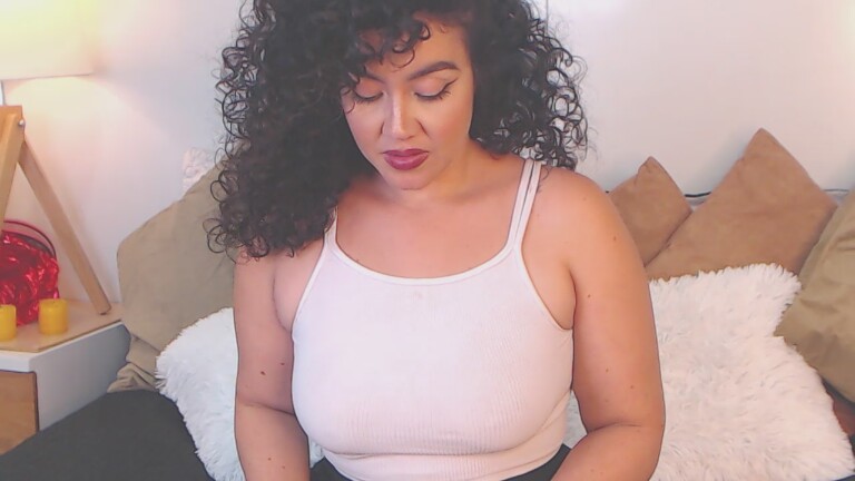 SeleneRisso's Streamate show and profile