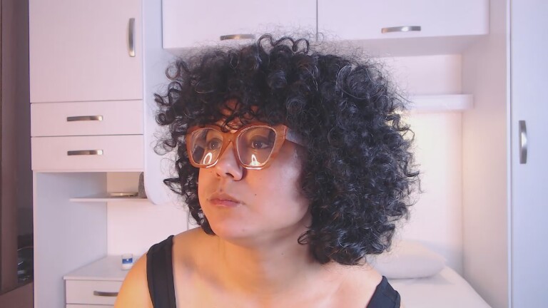 MartinaRuis's Streamate show and profile