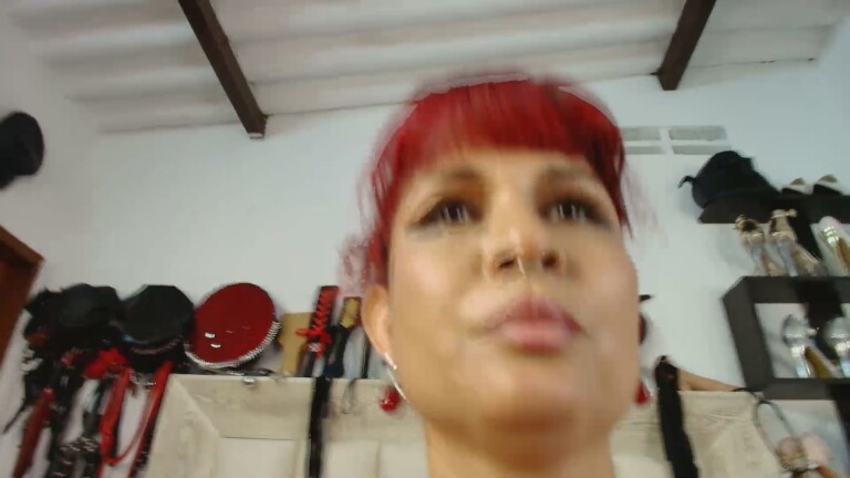 MoiraDevil's Streamate show and profile