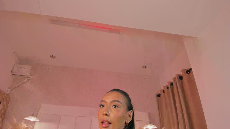 NikoJhon's Streamate show and profile