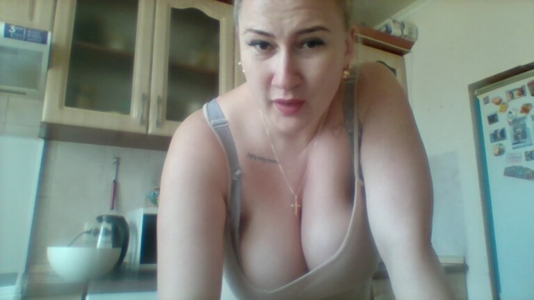 ForbiddenTouchX's Streamate show and profile