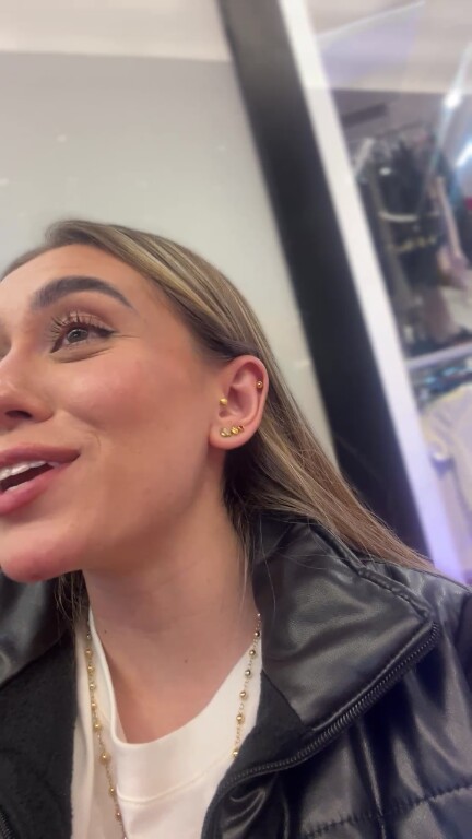 MadisonReeds's Streamate show and profile