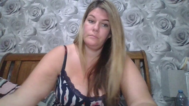 BabyCakesUK's Streamate show and profile