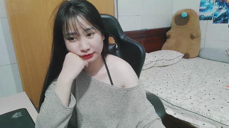 Lilybelle039's Streamate show and profile