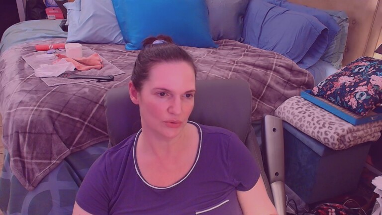 Nina's Streamate show and profile