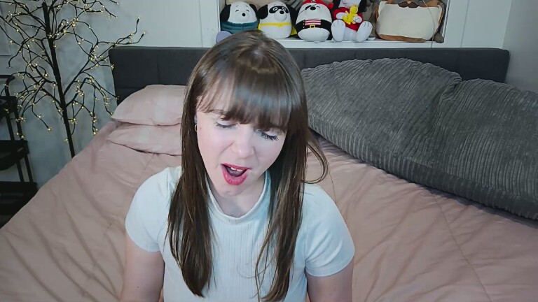 suzyque's Streamate show and profile